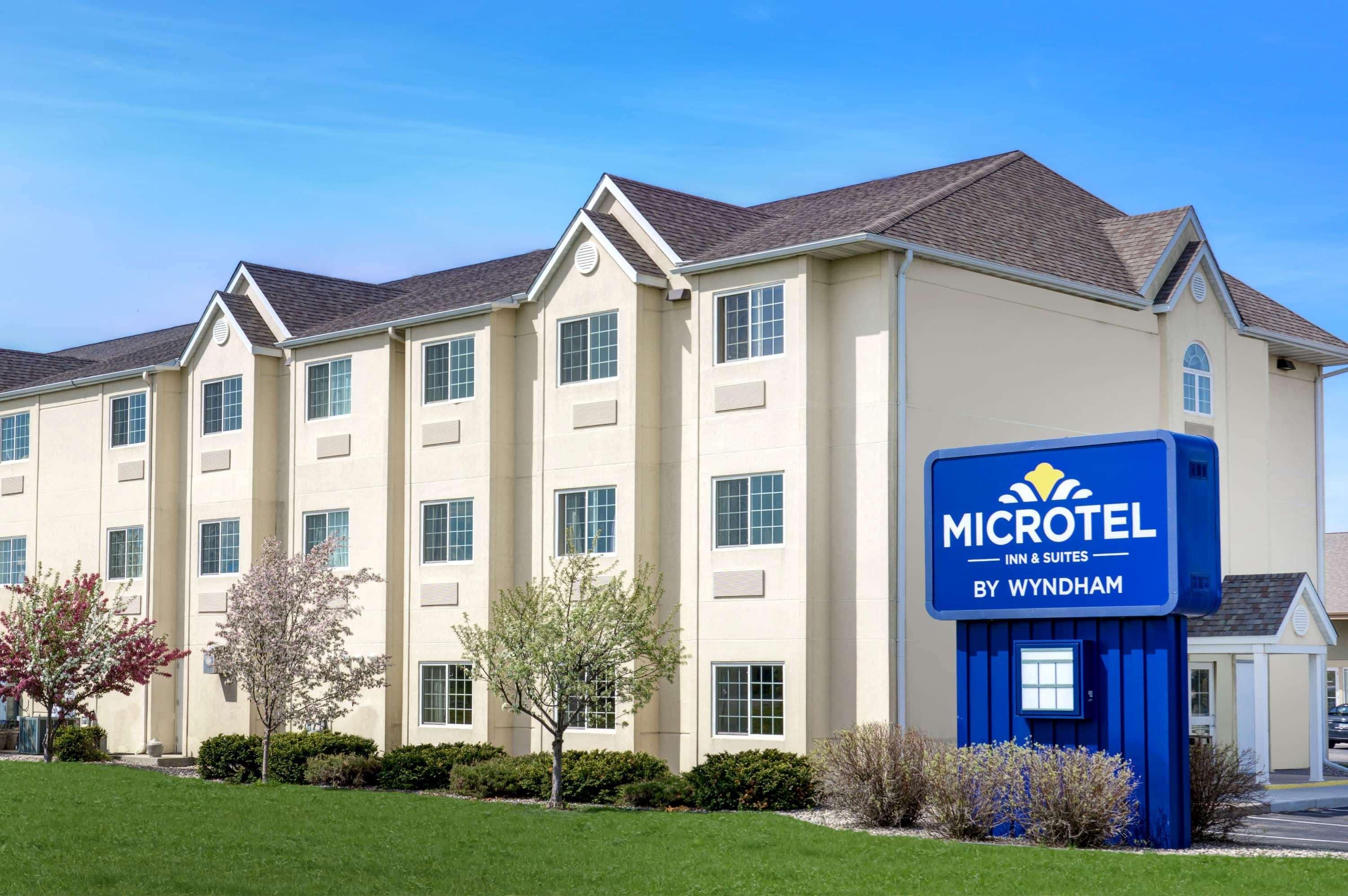 Microtel Inn & Suites By Wyndham Mankato Bagian luar foto