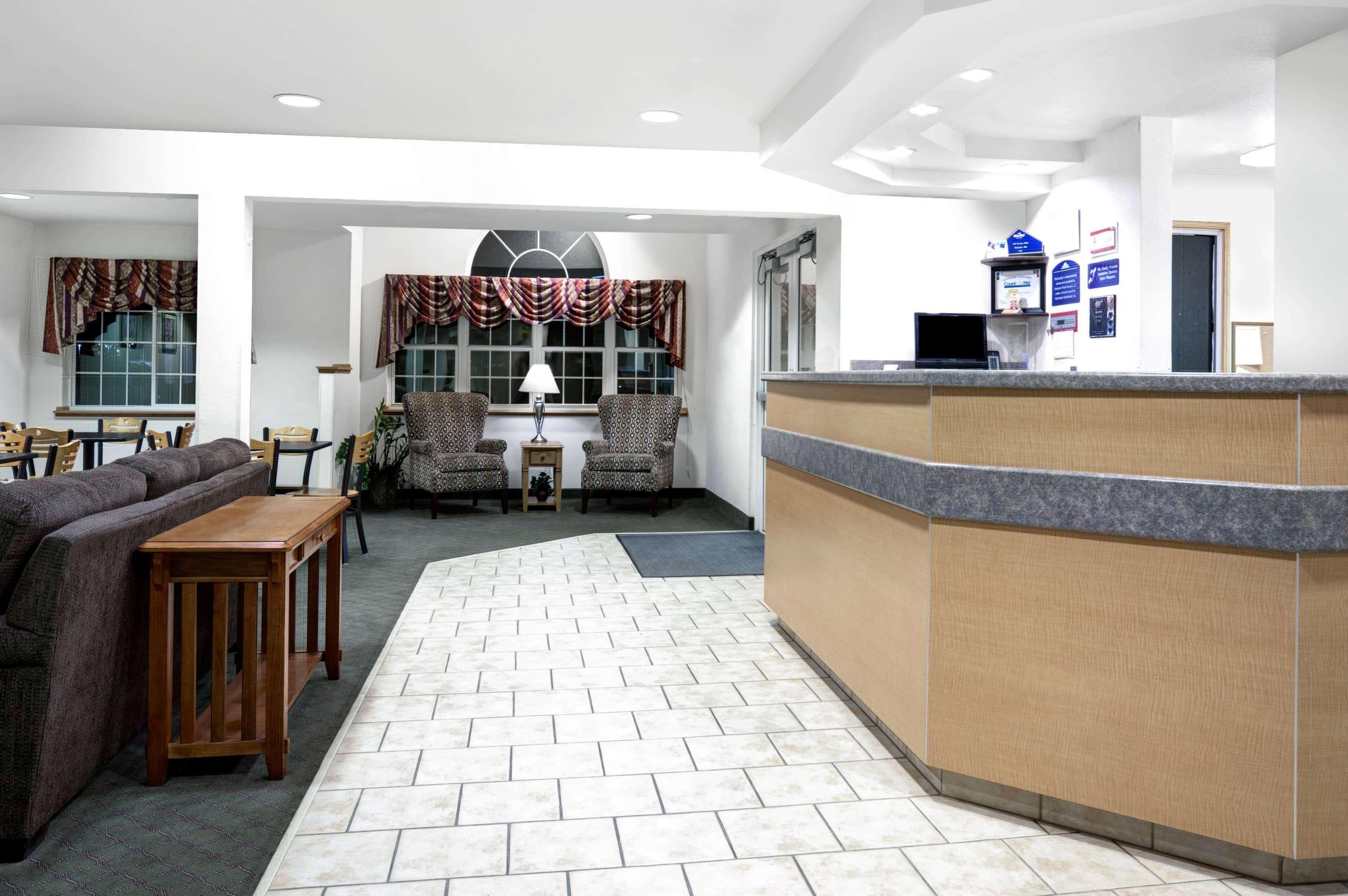 Microtel Inn & Suites By Wyndham Mankato Bagian luar foto